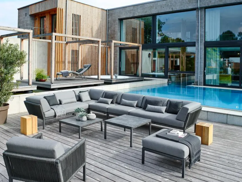 Gartenhocker Club