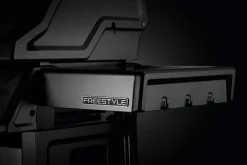 Gasgrill Freestyle 365 m. Seitenbrenn