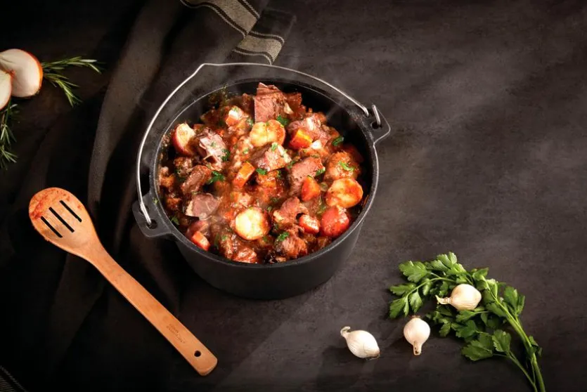 Grilltopf Dutch Oven 4,5 L mit Deckel