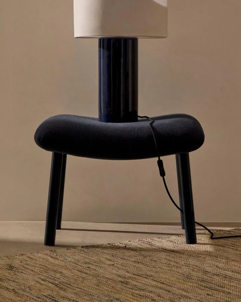 Hocker Inari