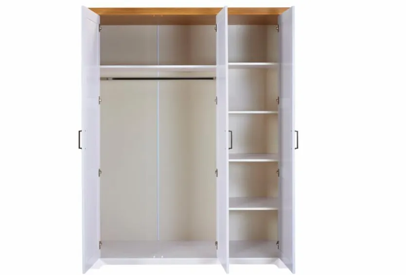 Kleiderschrank Maluno 166 x 208 cm