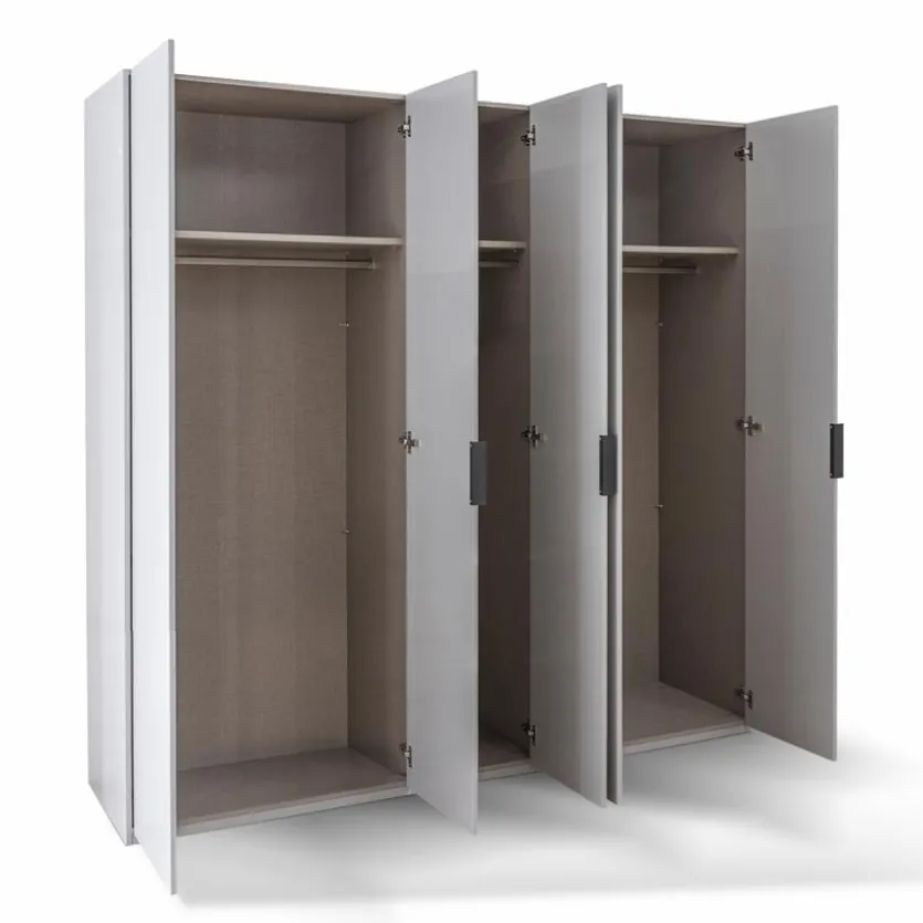 Kleiderschrank Vareno 225 x 222 cm