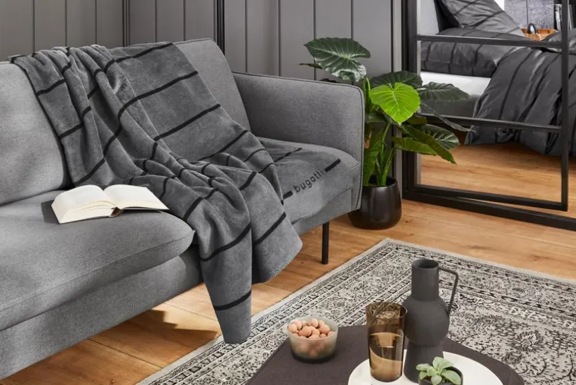 Kuscheldecke Bugatti 150 x 200 cm