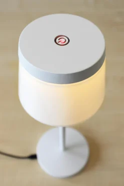 LED-Akkutischleuchte Eva