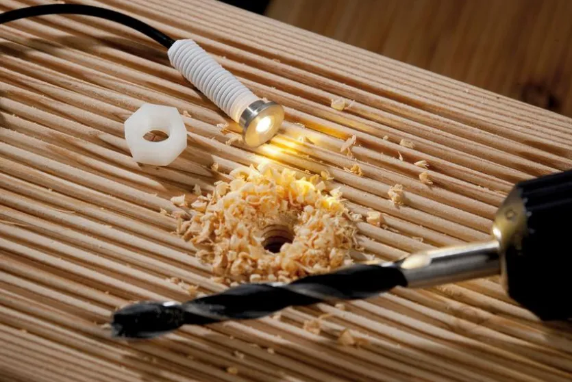 LED-Bodeneinbauleuchte Plug & Shine