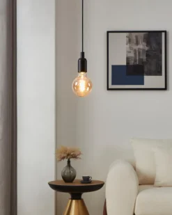 LED-Globeform E27 / 4 Watt