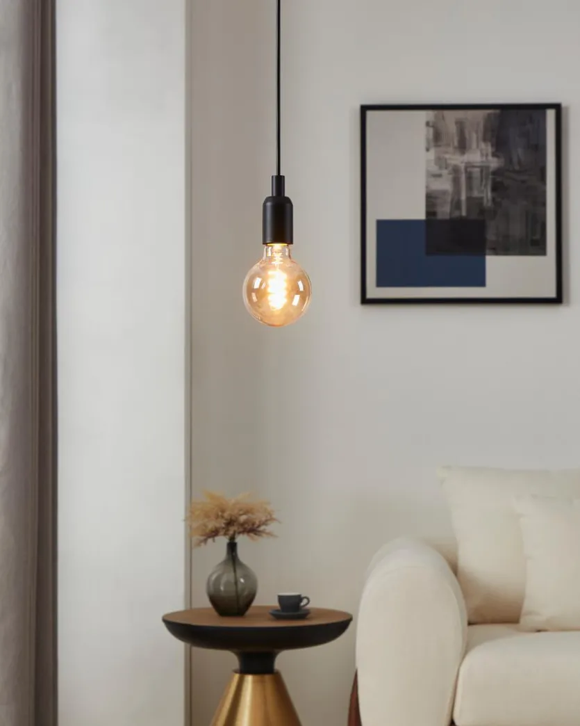 LED-Globeform E27 / 4 Watt