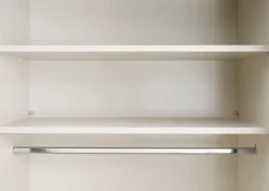 Schwebetürenschrank Includo-Glas 249 x 222 cm