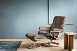 Sessel mit Hocker M Mayfair Signature *Aktion*