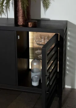 Sideboard Showcase