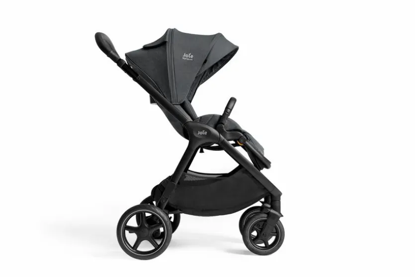 Sportwagen Finiti Ebony