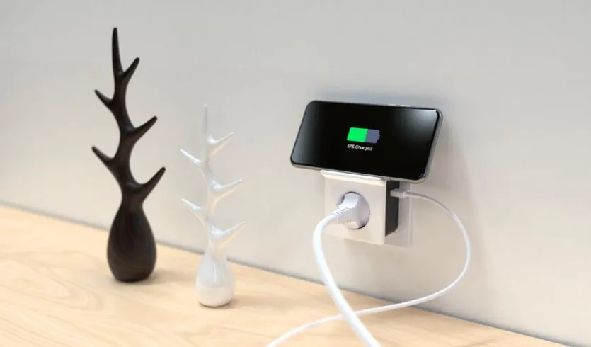Steckdosenadapter USB / Induktion