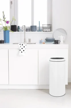 Touch Bin White 30l